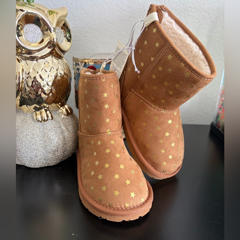 Baby GAP Star Patterned Tan Boots